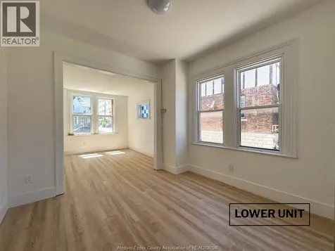 130 Elm Avenue Windsor ON N9A 5G8