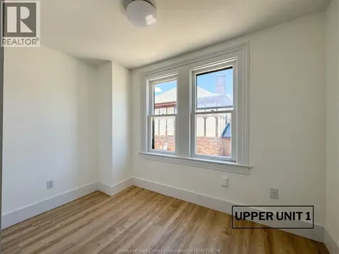 130 Elm Avenue Windsor ON N9A 5G8