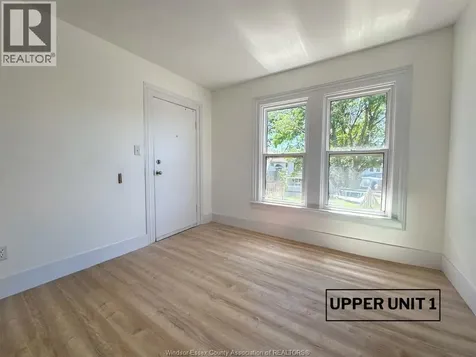 130 Elm Avenue Windsor ON N9A 5G8