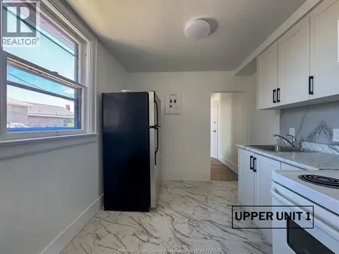 130 Elm Avenue Windsor ON N9A 5G8