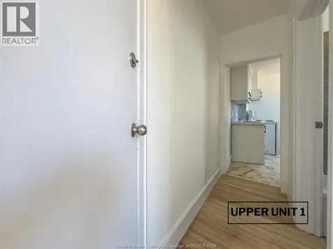 130 Elm Avenue Windsor ON N9A 5G8