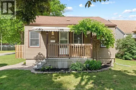 1904 Westcott Windsor ON N8W 4K4