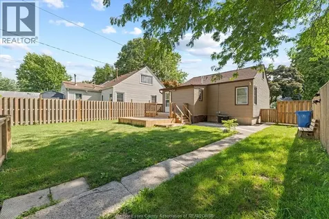1904 Westcott Windsor ON N8W 4K4
