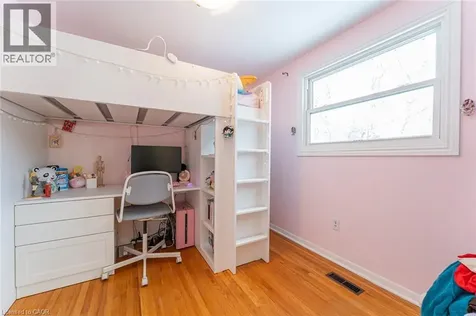 206 6th Avenue East Owen Sound ON N4K 2T3