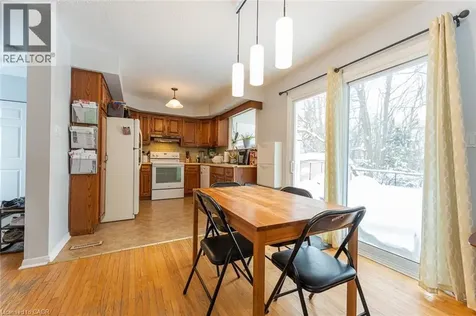 206 6th Avenue East Owen Sound ON N4K 2T3