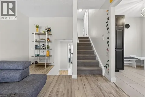 136 Rockwood Avenue St. Catharines ON L2P 3R8
