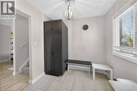 136 Rockwood Avenue St. Catharines ON L2P 3R8