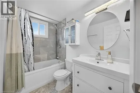 136 Rockwood Avenue St. Catharines ON L2P 3R8
