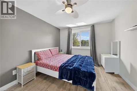 136 Rockwood Avenue St. Catharines ON L2P 3R8