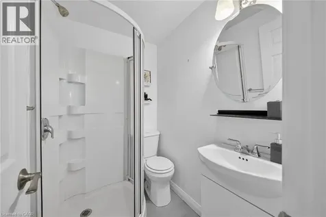136 Rockwood Avenue St. Catharines ON L2P 3R8