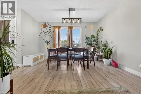 136 Rockwood Avenue St. Catharines ON L2P 3R8