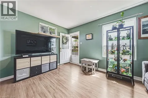 47 Fraser Avenue Hamilton ON L8H 4G6