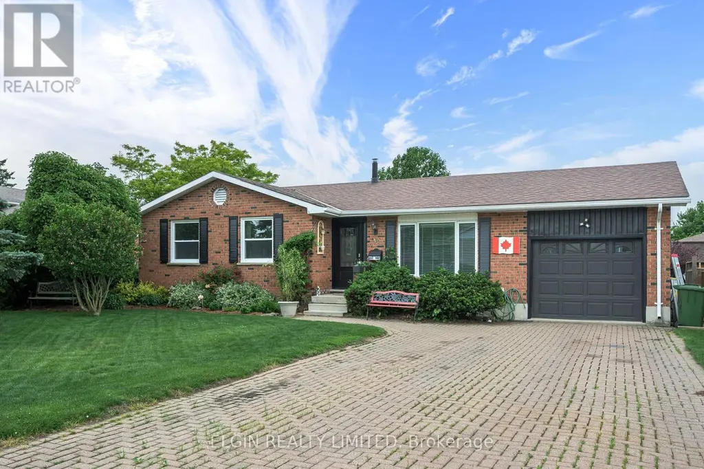 30 Erinlea Drive St. Thomas ON N5R 5N8