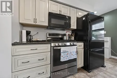 30 Erinlea Drive St. Thomas ON N5R 5N8