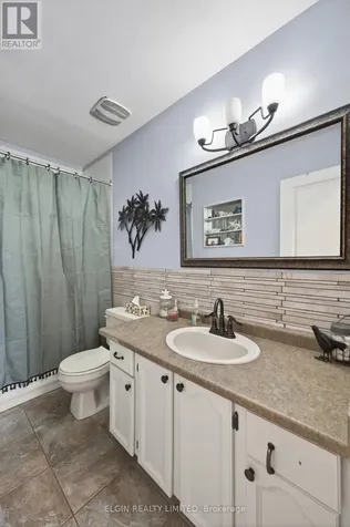 30 Erinlea Drive St. Thomas ON N5R 5N8