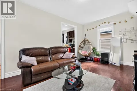 221 Grand River Avenue Brantford ON N3T 4Y3