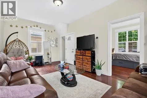 221 Grand River Avenue Brantford ON N3T 4Y3
