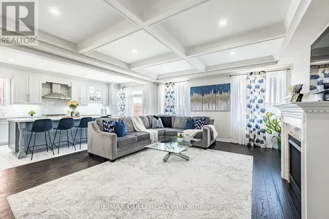 129 Bonnieglen Farm Boulevard Caledon ON L7C 4B9