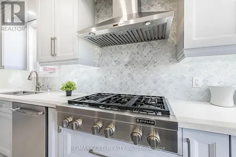 129 Bonnieglen Farm Boulevard Caledon ON L7C 4B9
