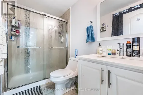 129 Bonnieglen Farm Boulevard Caledon ON L7C 4B9
