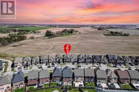 129 Bonnieglen Farm Boulevard Caledon ON L7C 4B9