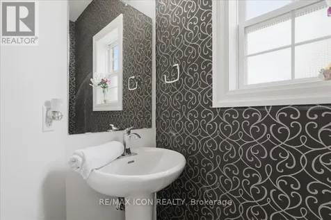 275 Falconridge Drive Kitchener ON N2K 0C5