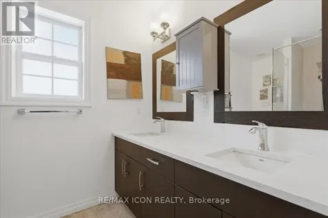 275 Falconridge Drive Kitchener ON N2K 0C5