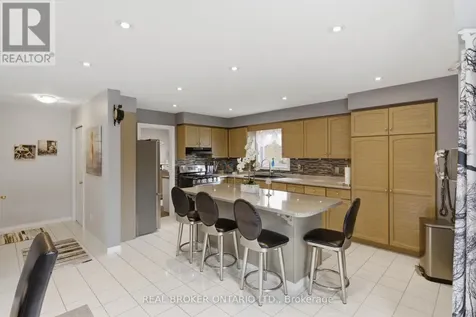 107 Rose Bridge Crescent Cambridge ON N3C 3Z2