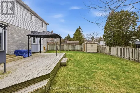 107 Rose Bridge Crescent Cambridge ON N3C 3Z2