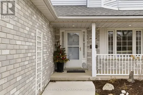 107 Rose Bridge Crescent Cambridge ON N3C 3Z2