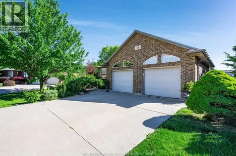 44 Deer Cross Avenue Wheatley ON N0P 2P0