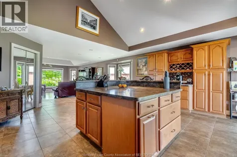 44 Deer Cross Avenue Wheatley ON N0P 2P0