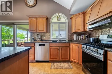 44 Deer Cross Avenue Wheatley ON N0P 2P0