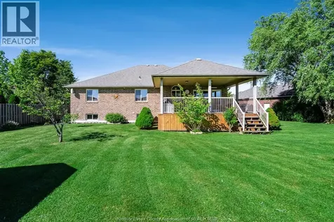 44 Deer Cross Avenue Wheatley ON N0P 2P0