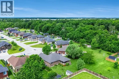 44 Deer Cross Avenue Wheatley ON N0P 2P0