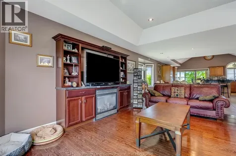 44 Deer Cross Avenue Wheatley ON N0P 2P0