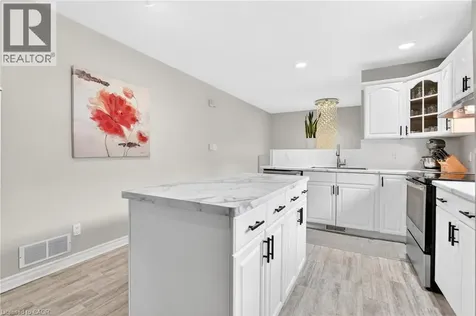 5524 Fraser Street Niagara Falls ON L2E 3C9