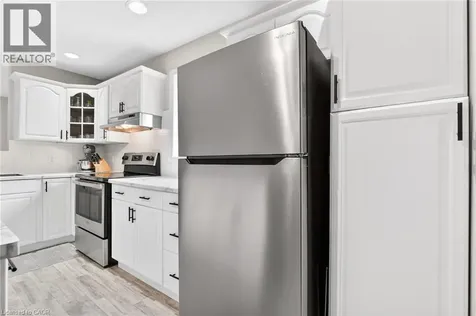 5524 Fraser Street Niagara Falls ON L2E 3C9