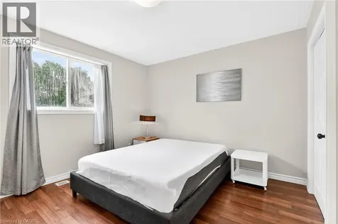 5524 Fraser Street Niagara Falls ON L2E 3C9