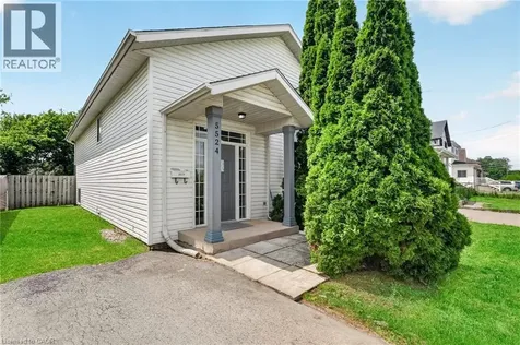 5524 Fraser Street Niagara Falls ON L2E 3C9