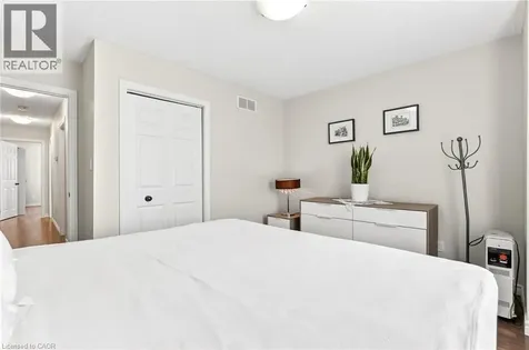 5524 Fraser Street Niagara Falls ON L2E 3C9