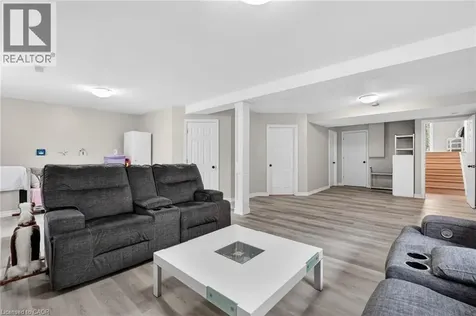 5524 Fraser Street Niagara Falls ON L2E 3C9