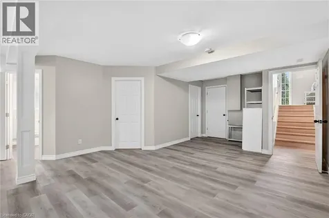 5524 Fraser Street Niagara Falls ON L2E 3C9