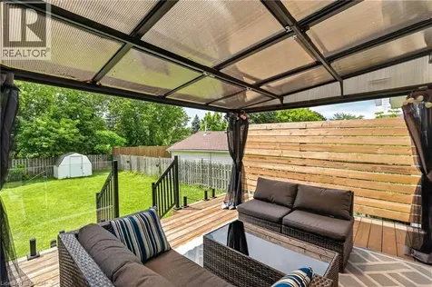 5524 Fraser Street Niagara Falls ON L2E 3C9