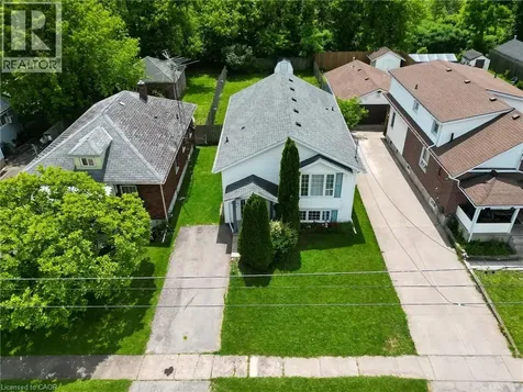 5524 Fraser Street Niagara Falls ON L2E 3C9