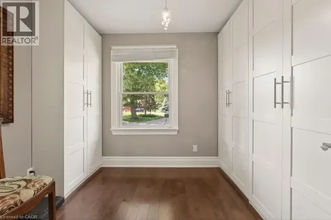 589 Sharalin Court Burlington ON L7T 2N7
