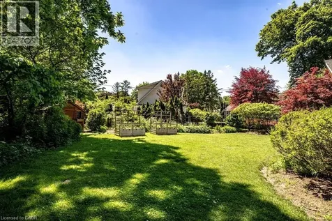 589 Sharalin Court Burlington ON L7T 2N7