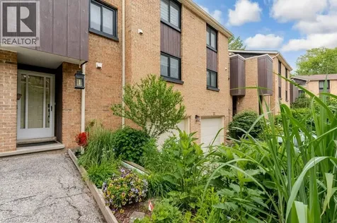 220 Salisbury Avenue Cambridge ON N1S 1K5
