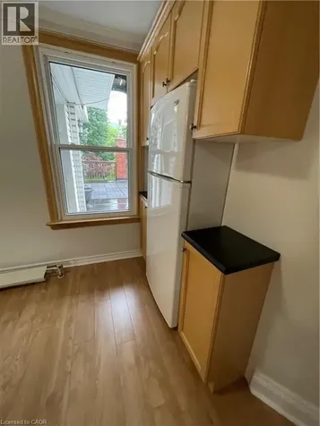 218 Maplewood Avenue Hamilton ON L8M 1X8