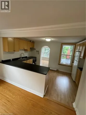 218 Maplewood Avenue Hamilton ON L8M 1X8
